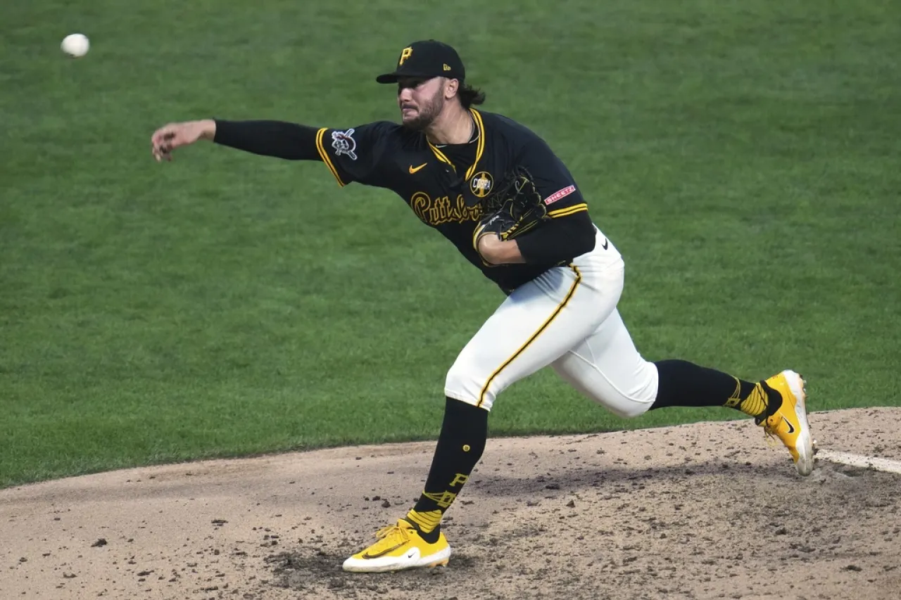 Piratas blanquean a Rojos